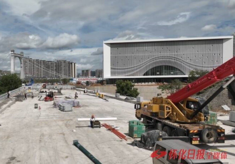 ​福地怀化 懂你如家｜怀化城区沿河路延长线跨太平溪大桥主体完工