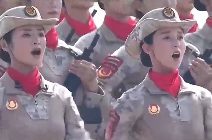 这两个湖南妹子参加了阅兵！一个来自常德，一个来自芷江