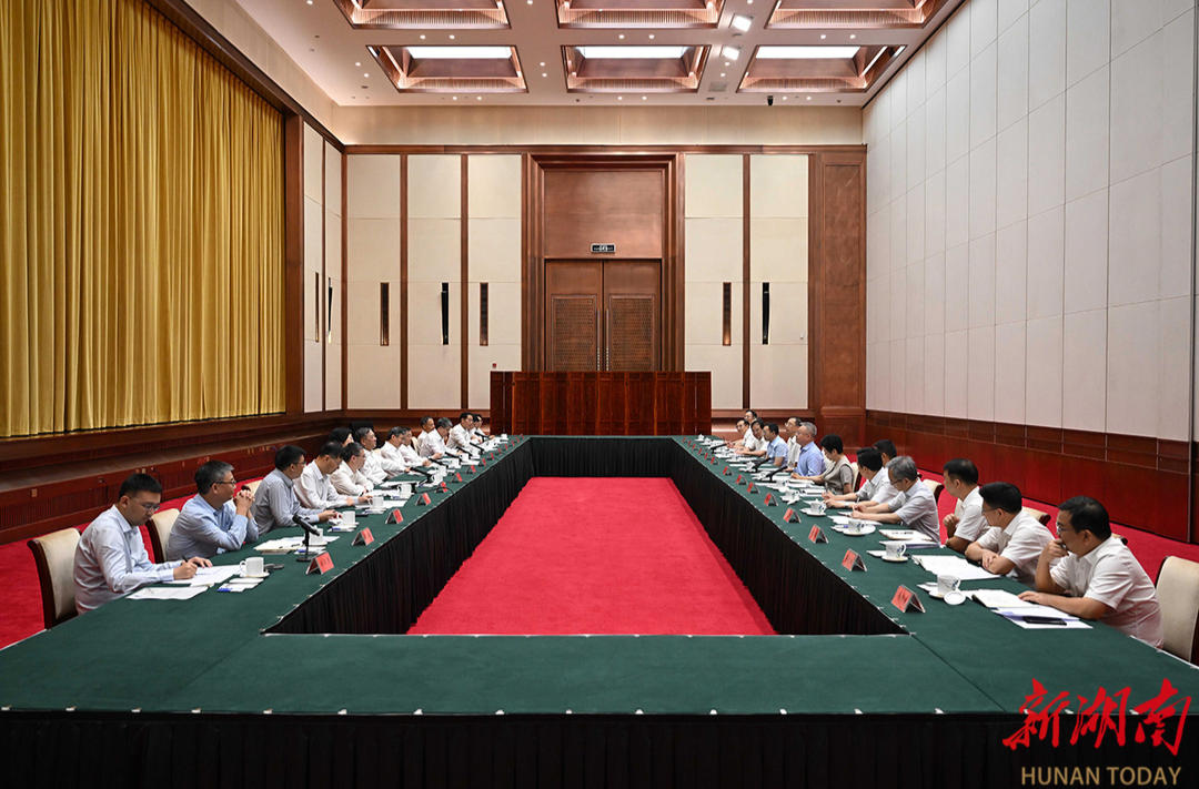 沈晓明与上海交通大学党委书记杨振斌、校长丁奎岭一行会谈