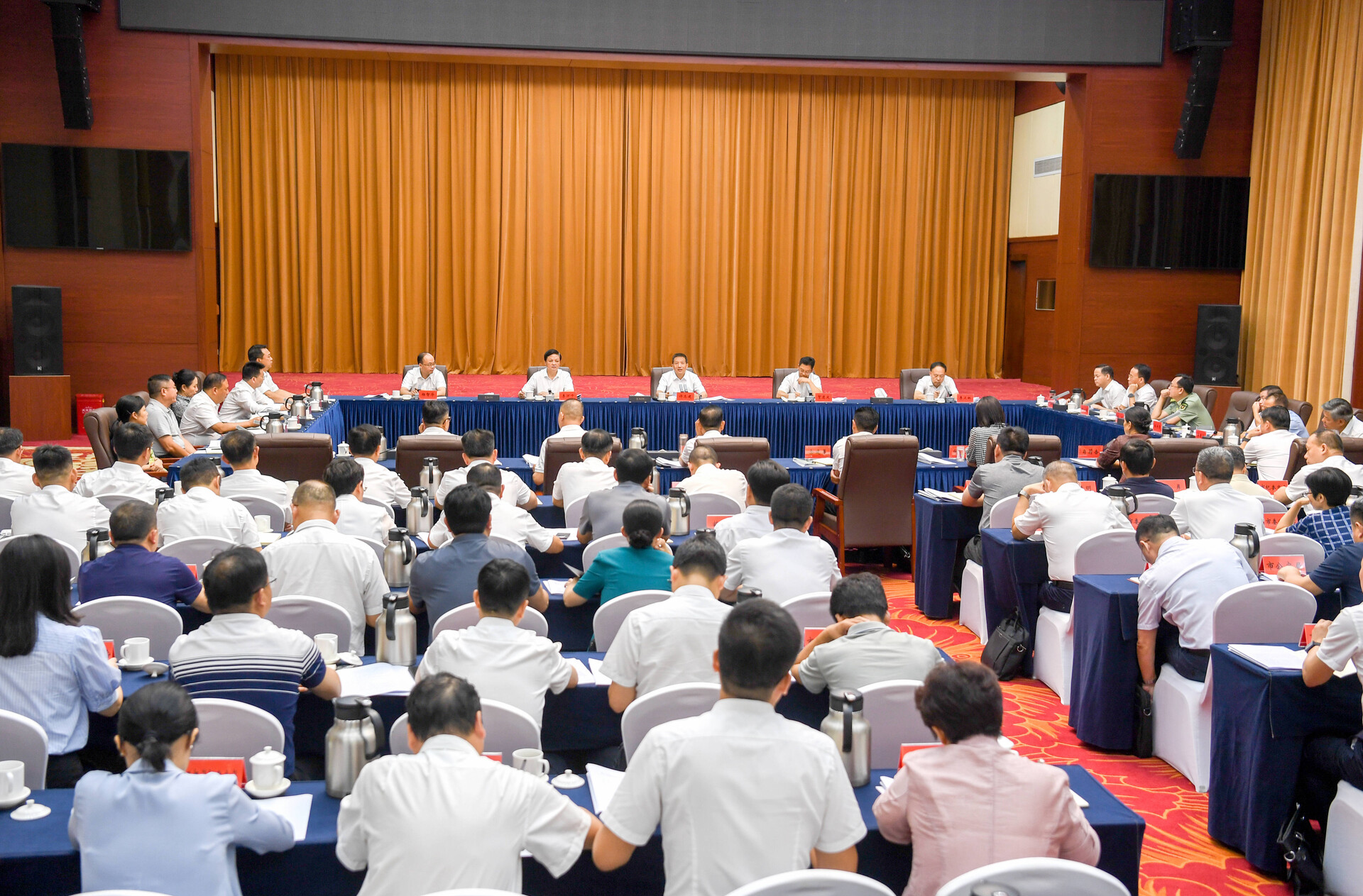 许忠建主持召开第五届湖南旅游发展大会怀化市执行委员会第十次会议