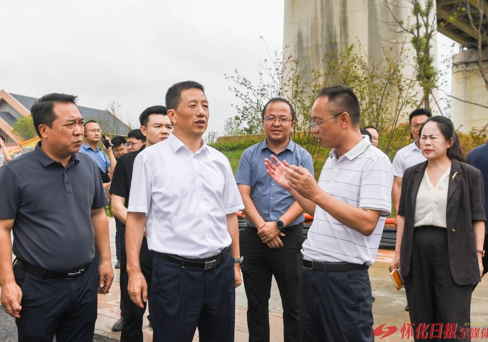 许忠建专题调研重点文旅项目时强调：加快推进业态布局和场景完善