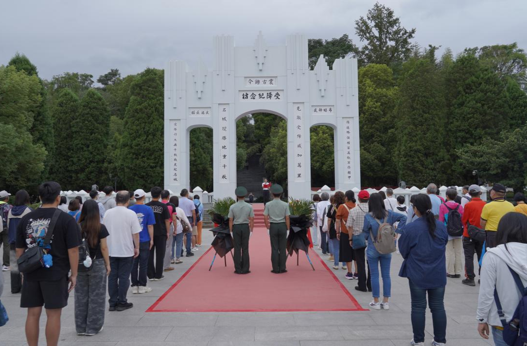 两岸青年共聚芷江 歌声与记忆辉映和平之路