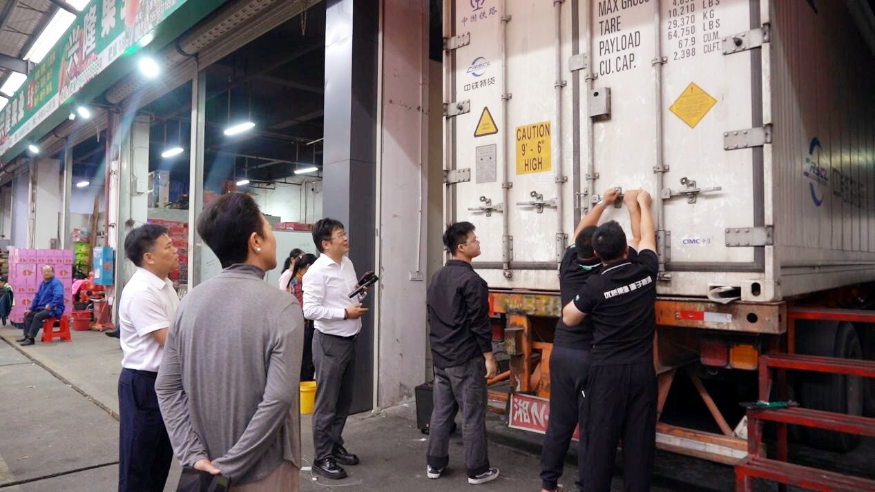 中泰(芷江)农特产品进出口集散中心首柜开柜仪式举行