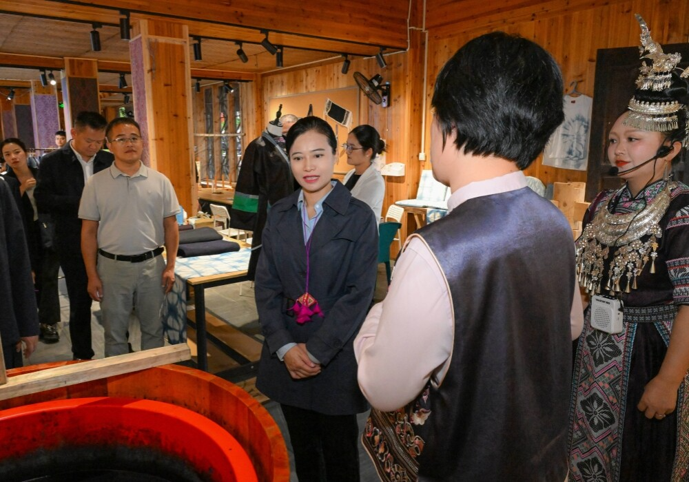 韦朝晖在通道调研