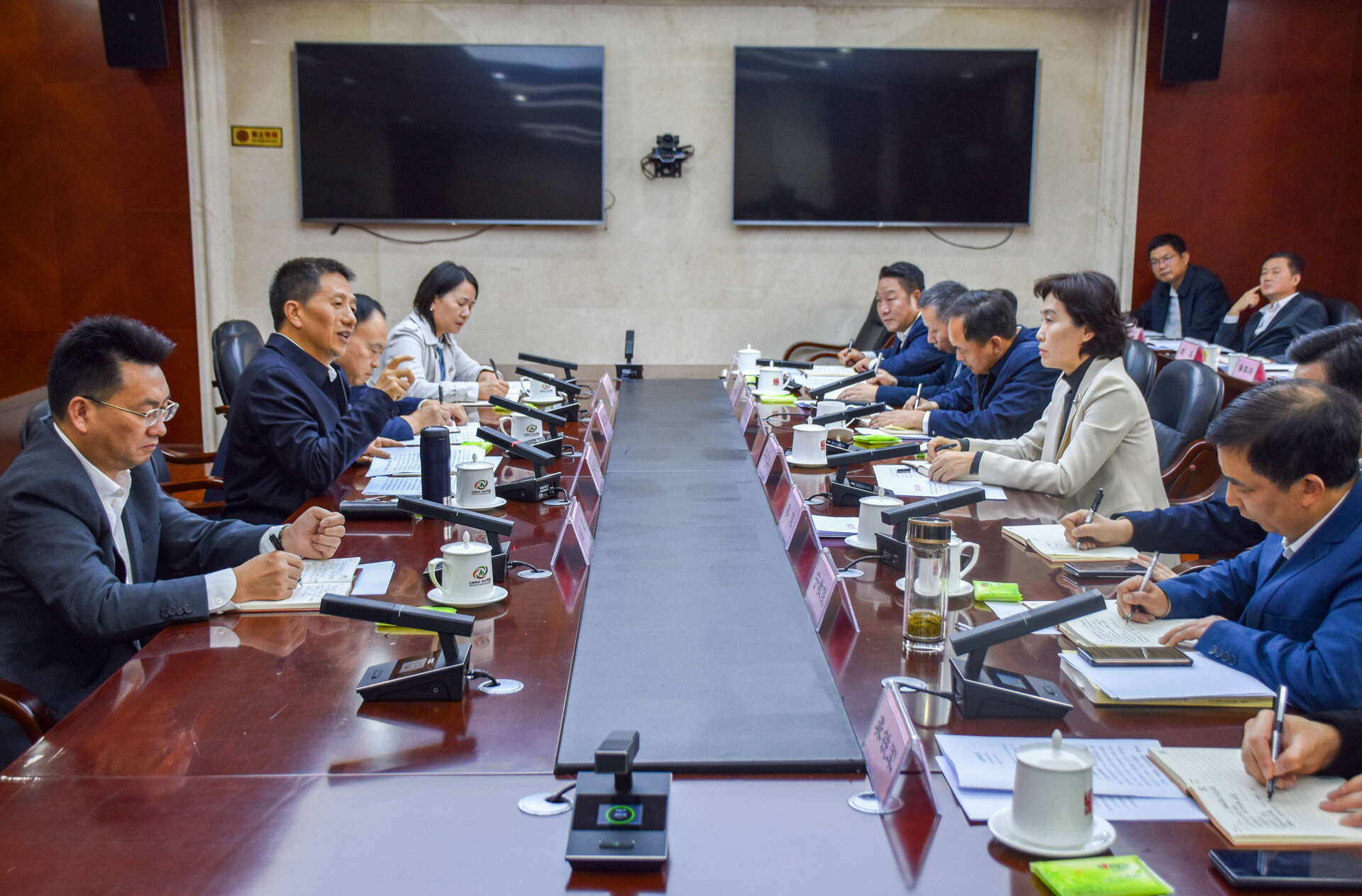 第五届湖南旅游发展大会总结复盘会在长沙召开