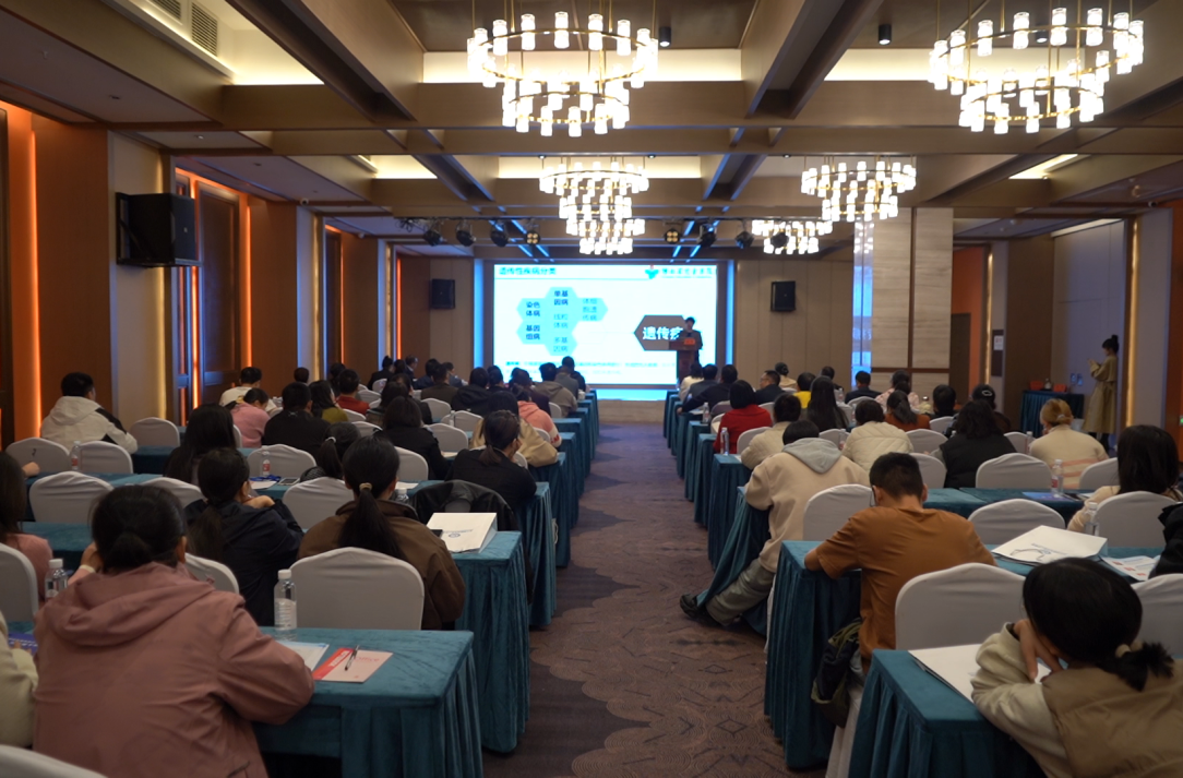 怀化市县级及以下医疗卫生机构儿科骨干培训班在芷开班