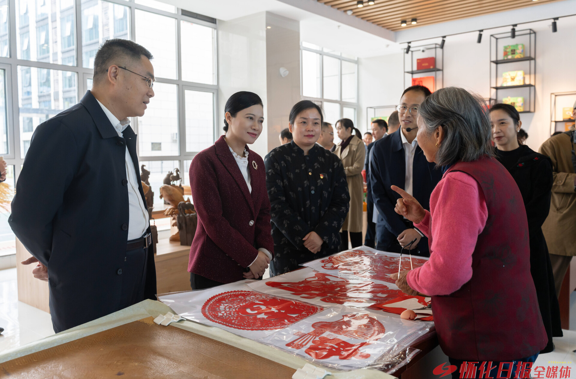 韦朝晖在会同调研时强调：推动产业发展提质增效 实现县域经济升阶进位