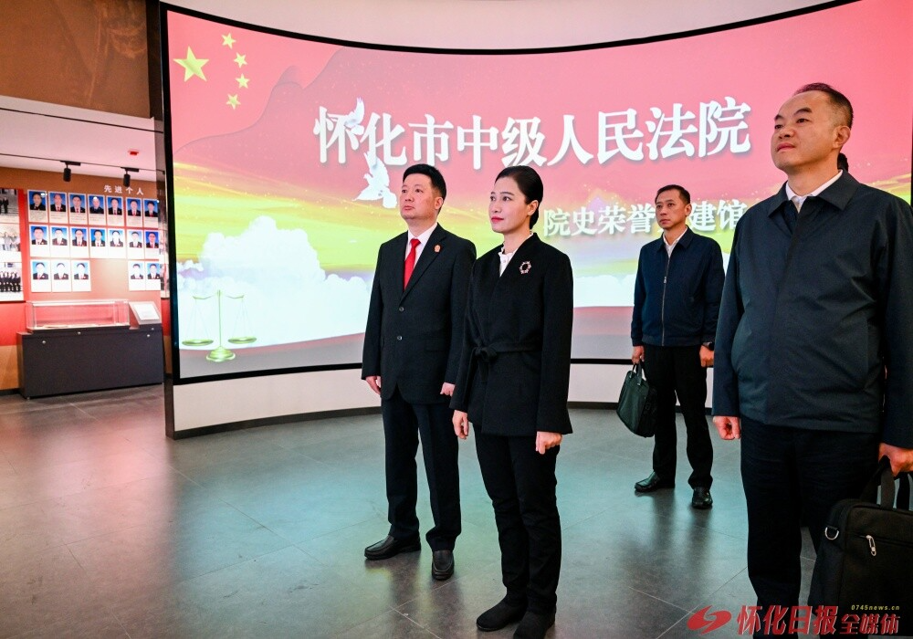 韦朝晖在市中级人民法院、市人民检察院走访调研