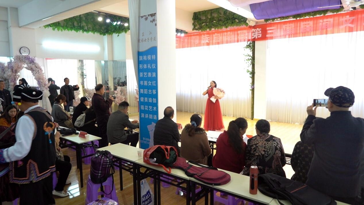 芷江举行第三届民间文艺比赛