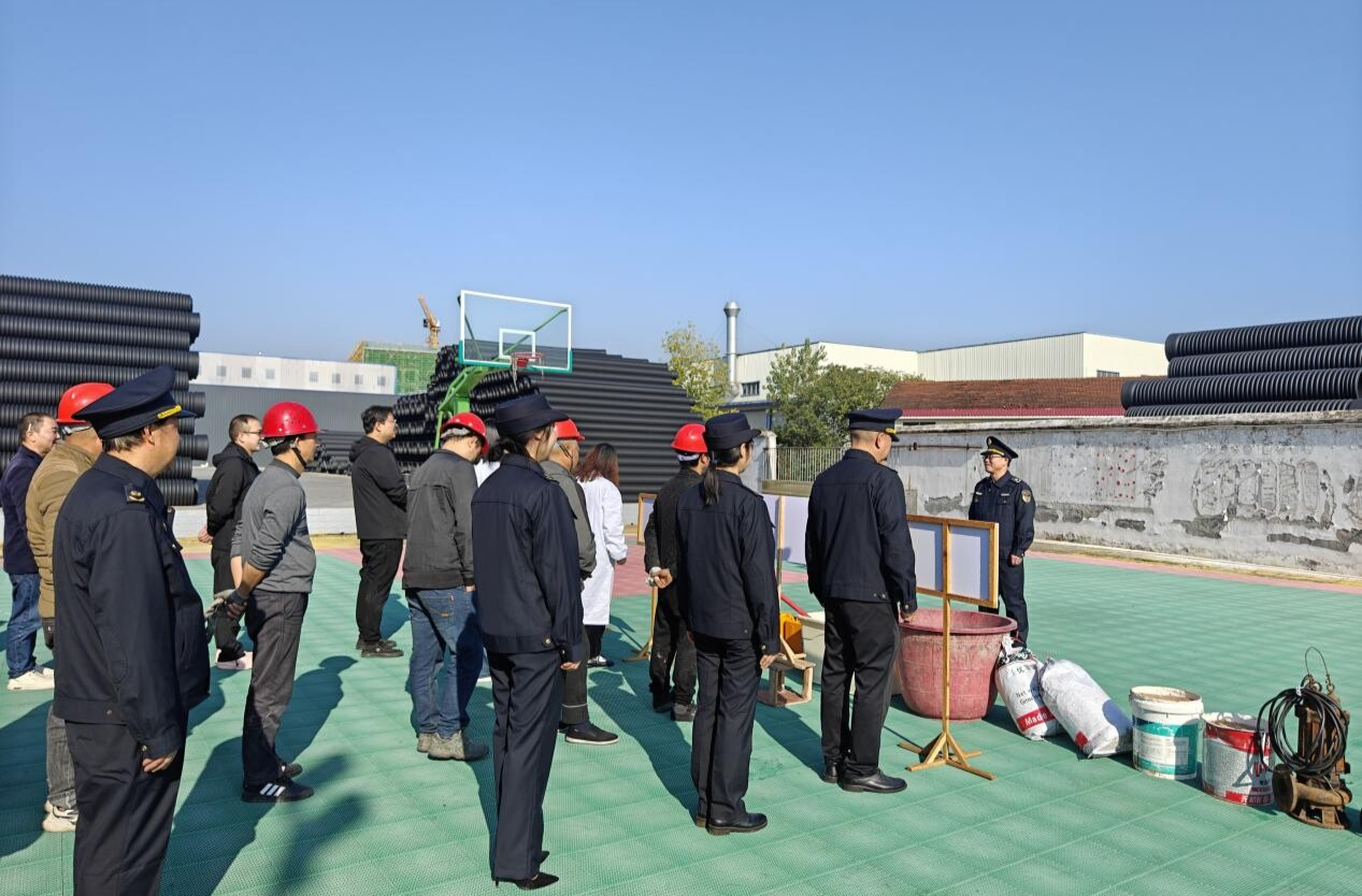 芷江开展突发水环境事件应急演练