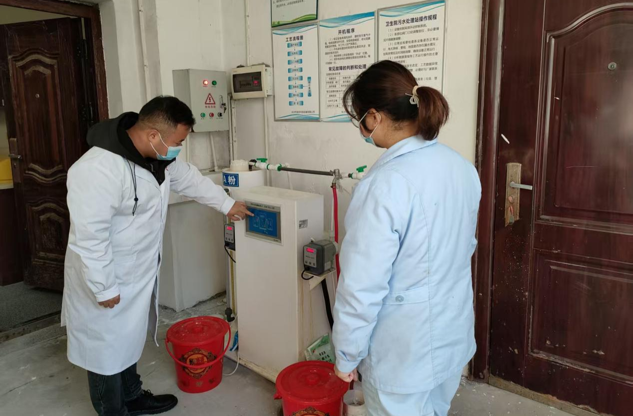 三道坑镇五郎溪卫生院持续推进生态环境污染防治工作