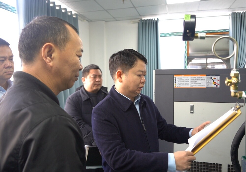 梁志平赴罗旧镇、牛牯坪乡督导安全生产、巩固拓展脱贫攻坚成果同乡村振兴有效衔接等重点工作