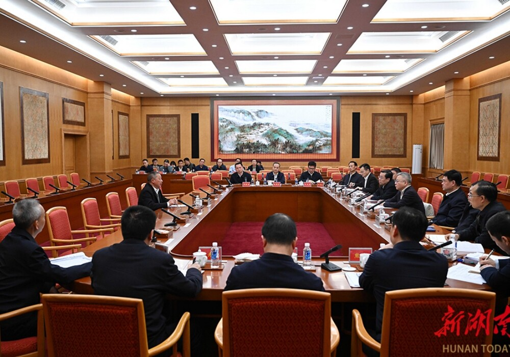 沈晓明接待来访群众