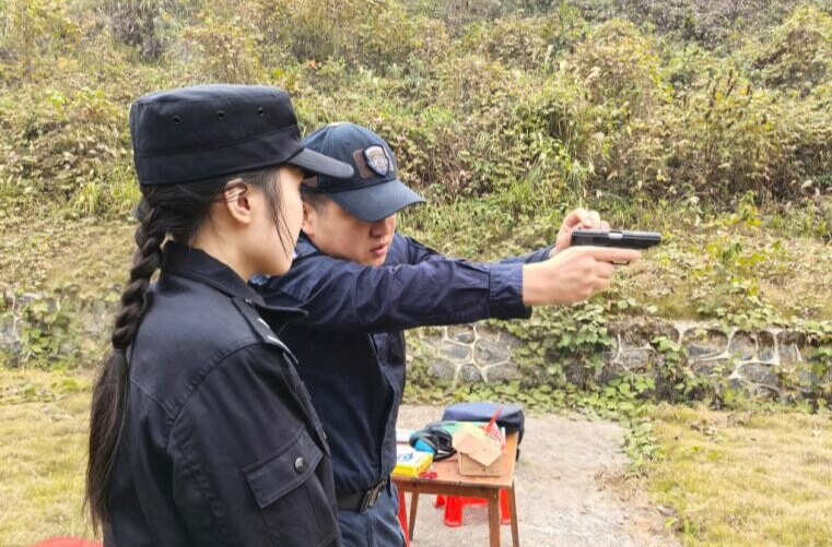 芷江人民法院：实战强技能  靶场练精兵