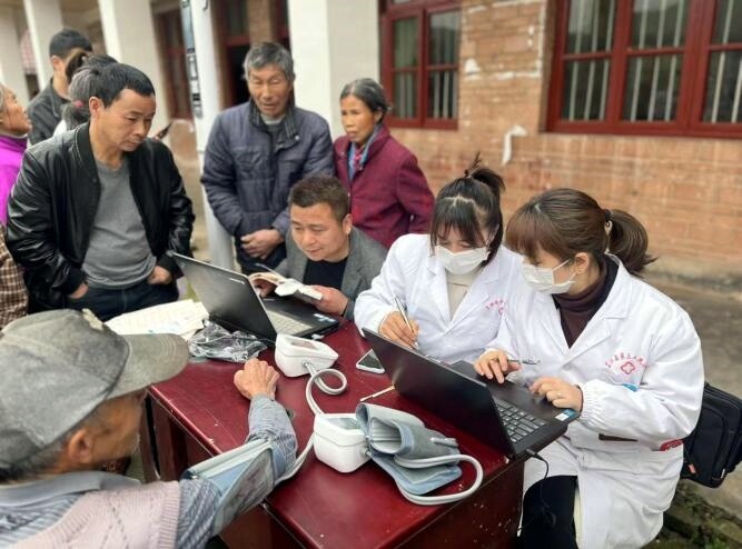 罗旧镇：家医签约破就医难题 健康赋能乡村振兴