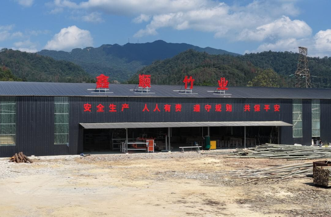 以竹代塑 铺就绿色富民路