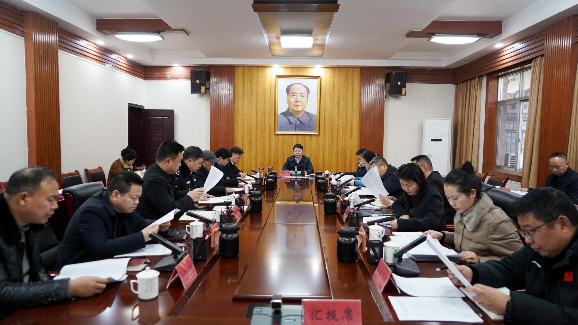 梁志平专题调度春节文旅活动与国家历史文化名城保护工作