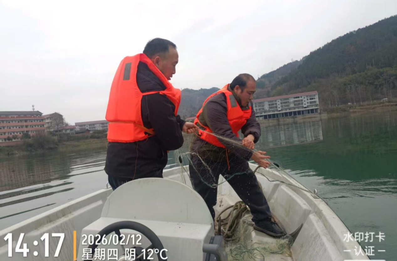 新店坪镇：禁捕巡查不松懈 守护“年年有鱼”美好愿景
