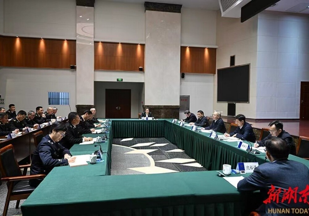 沈晓明走访慰问部分中央驻湘单位