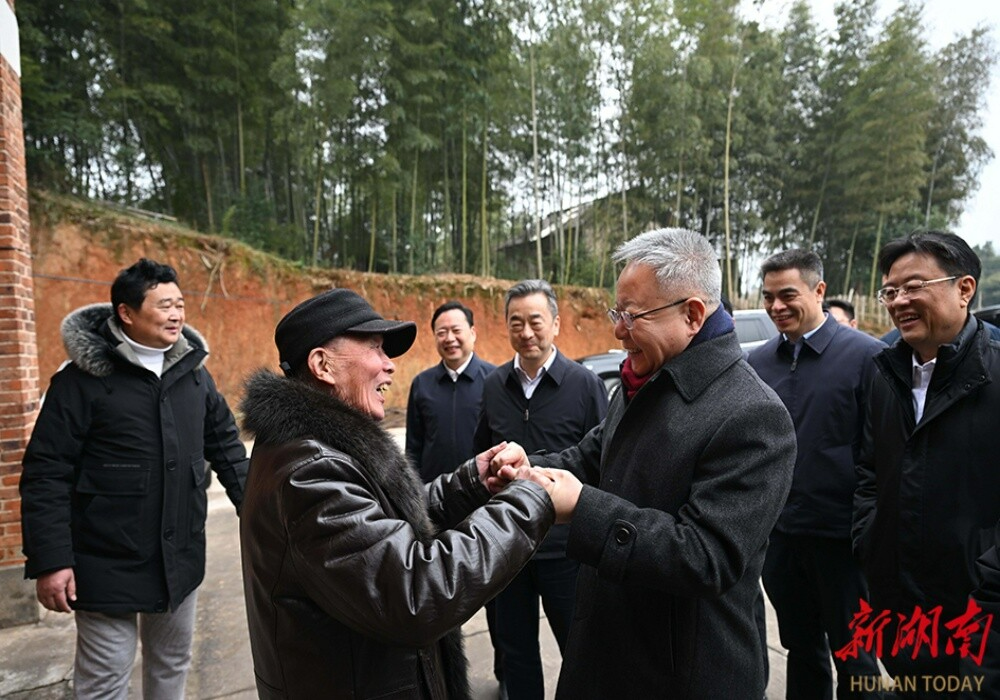 大年初一，沈晓明赴农村走访慰问