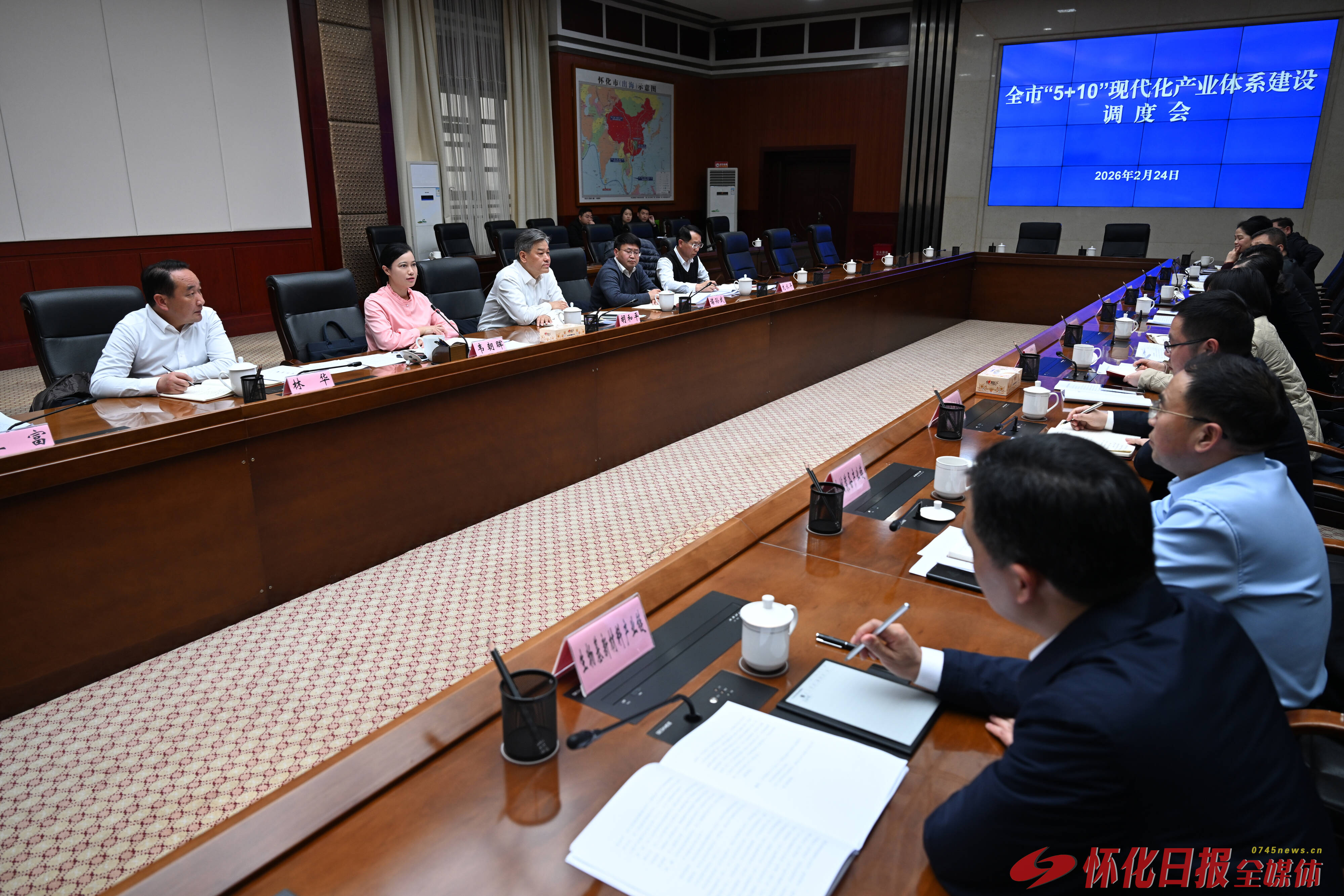 韦朝晖：坚持项目为王 培优培强产业 加快培育壮大现代化产业体系