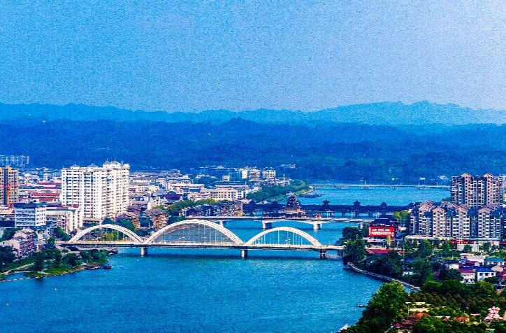 礼赞名城——诗意里的芷江