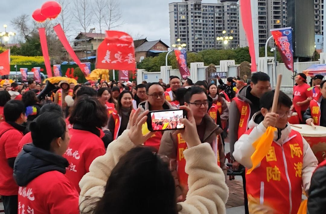 非遗助阵“怀BA”，芷江主场热烈欢迎国际陆港，仪式感拉满！