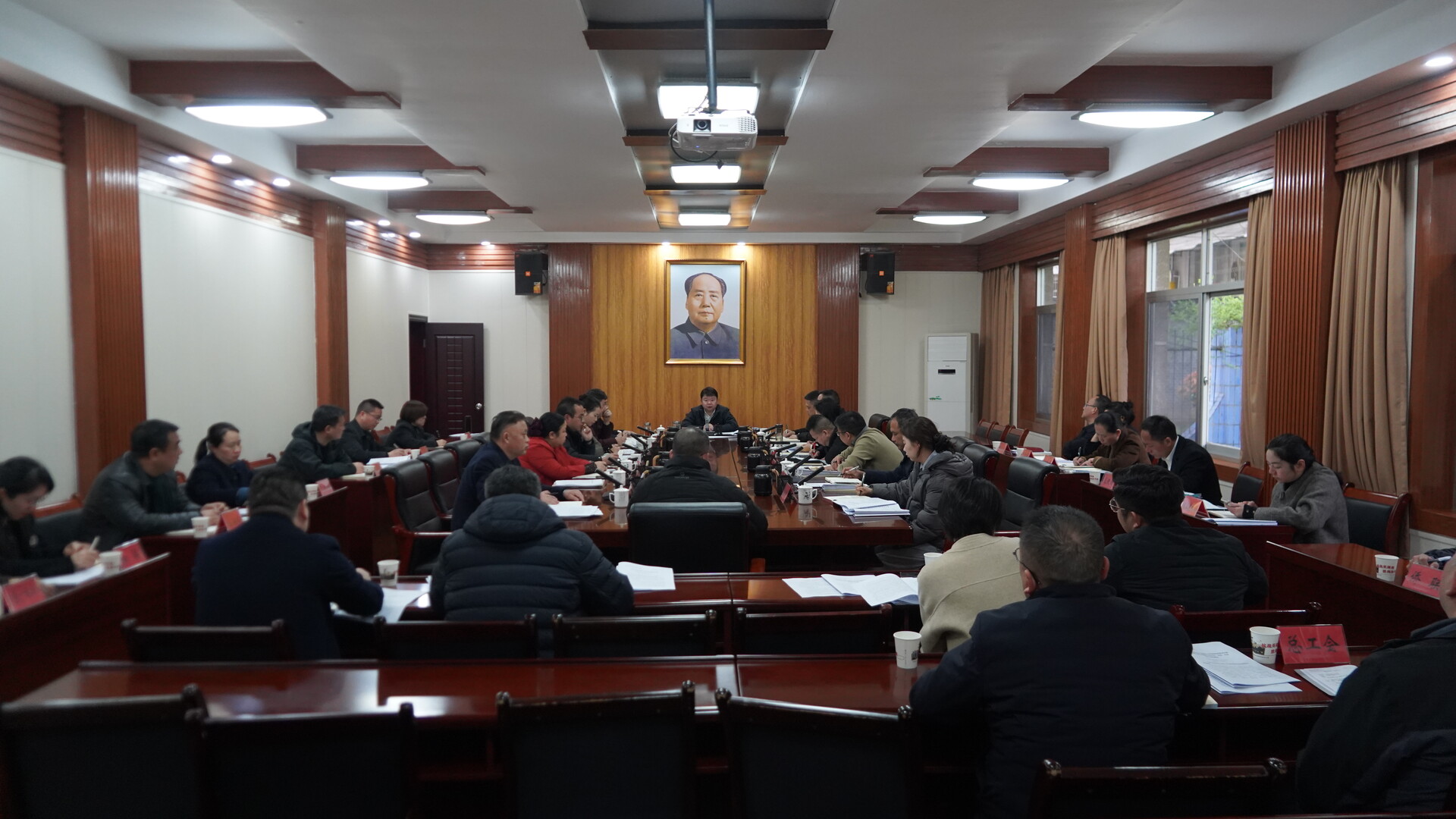 县委统战工作领导小组2026年第一次全体会议召开