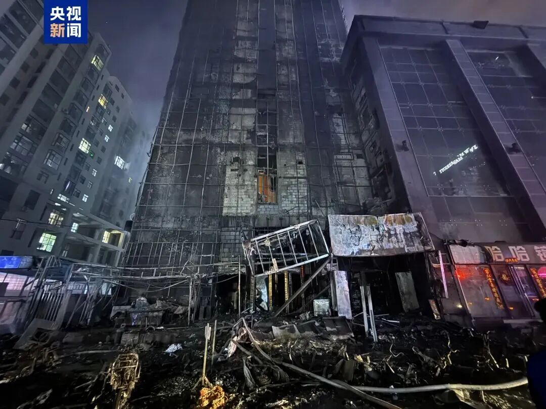 收藏了解！高层建筑起火，如何科学逃生自救？