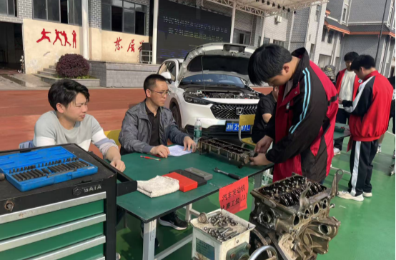 怀化精武职业学校技能大赛开幕 各专业同台竞技