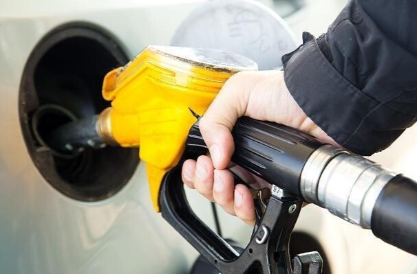 国内油价，今年首次下调！加一箱油少花22元