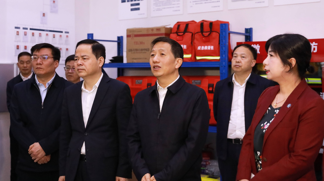 许忠建专题调研督导“五一”假期安全生产和旅游市场服务保障工作