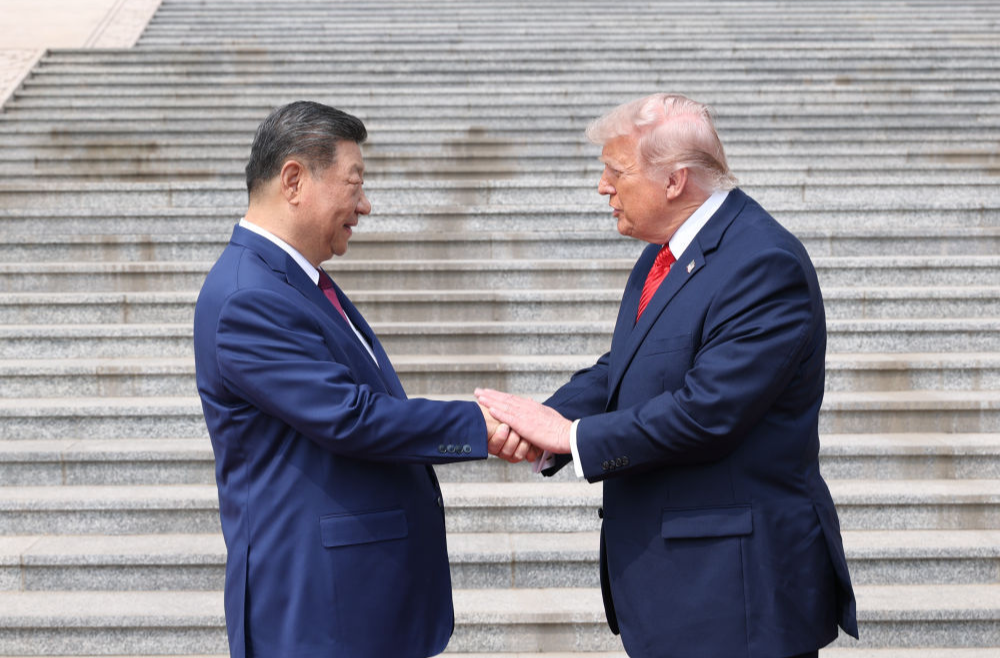 时政微纪录丨中美元首会晤：跨越大洋的握手