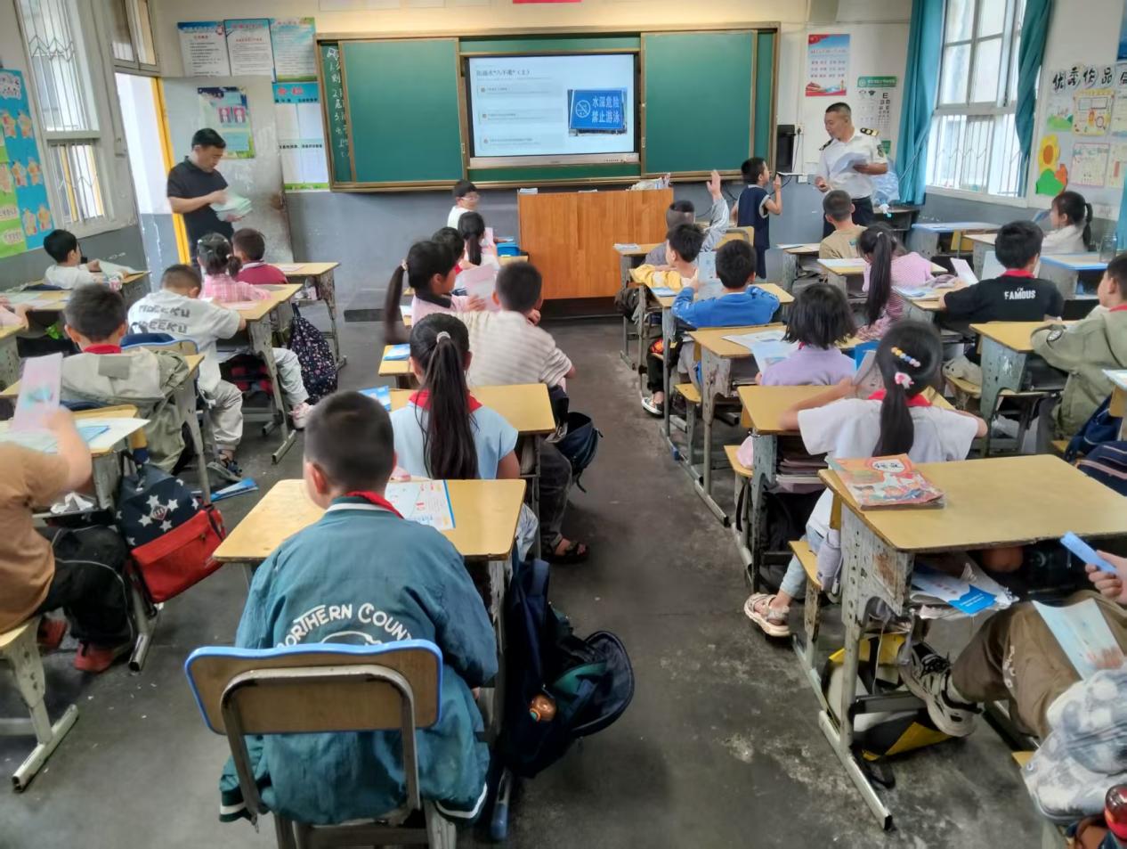 芷江水运：水上安全知识进校园 携手护航促成长
