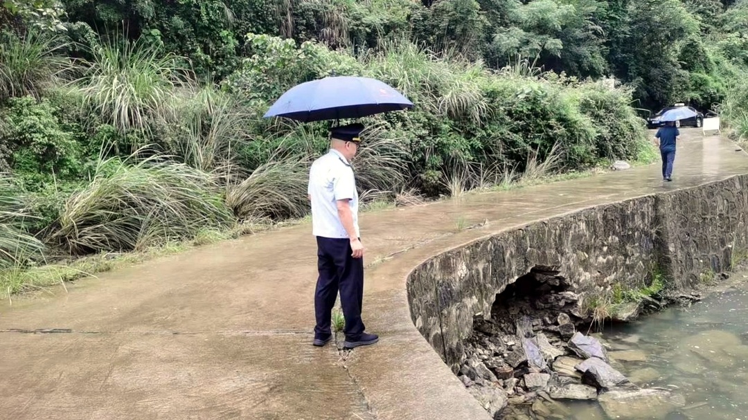 碧涌镇：雨后全域安全排查 拧紧防汛防溺水工作