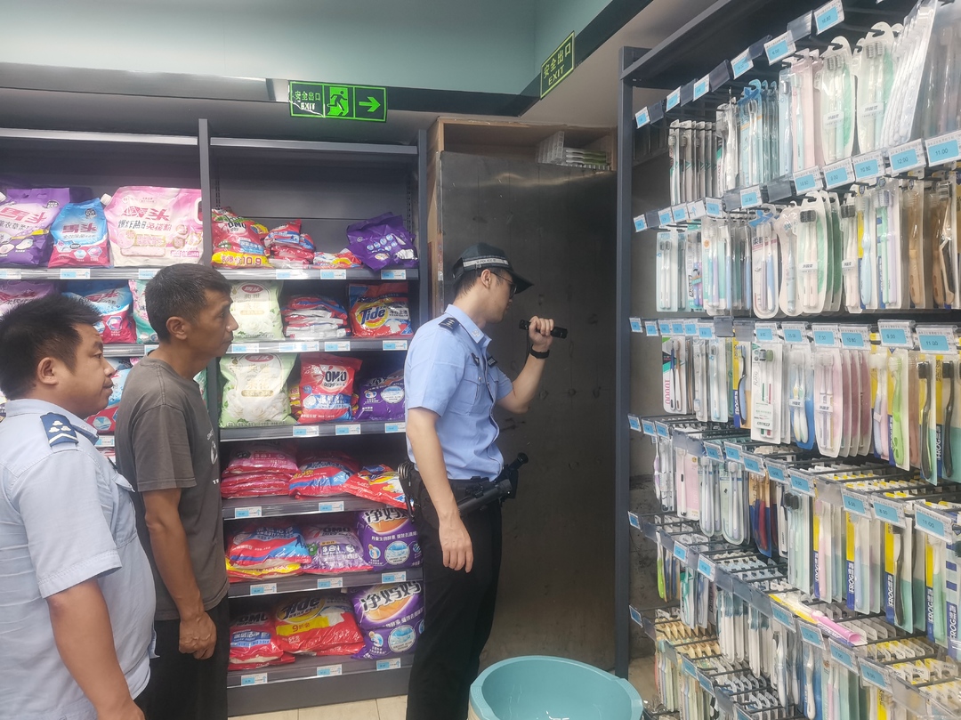 夜查除隐患 筑牢安全关 土桥镇开展消防安全夜间突击检查专项行动
