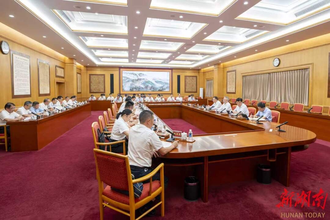 沈晓明：掌握工作方法 增强能力本领 不断开创基层工作新局面