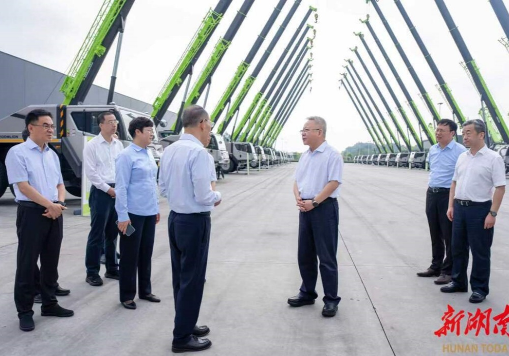 沈晓明走访调研中联重科股份有限公司
