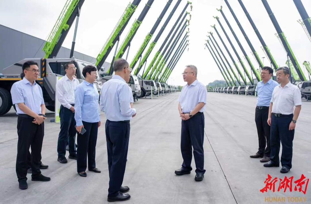 沈晓明走访调研中联重科股份有限公司