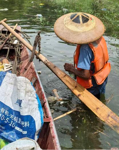 新店坪镇细米溪村：守得绿水迎客来 河道整治焕新颜