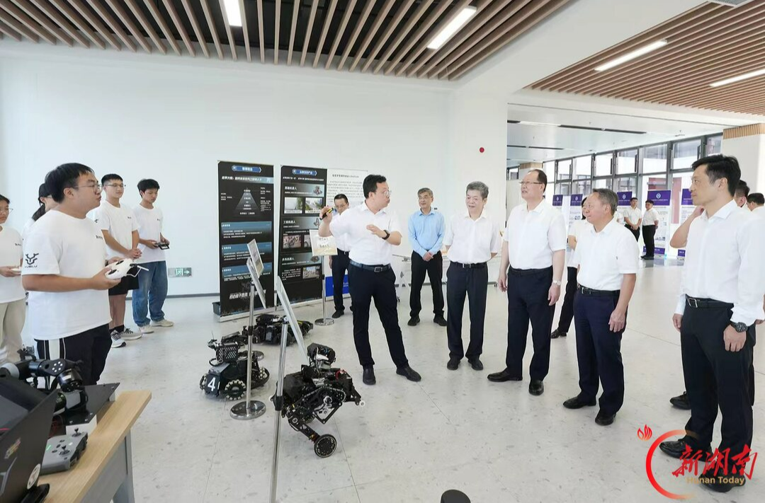 毛伟明赴湖南大学科创港校区调研