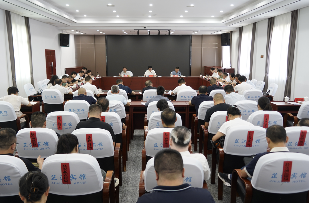 县委理论学习中心组开展2026年第十次（扩大）集体学习