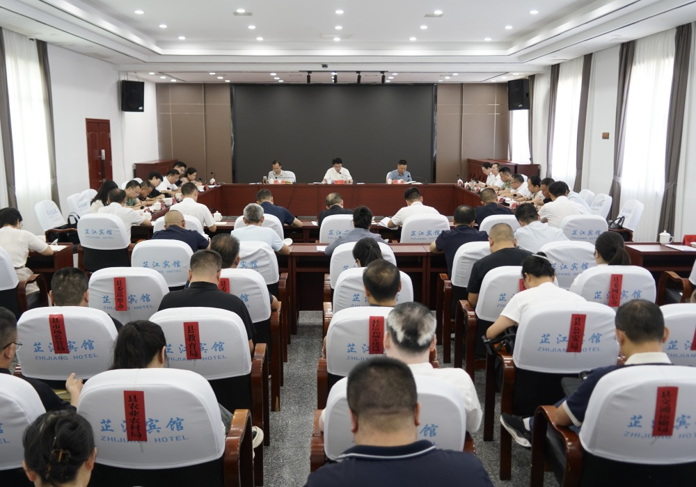 县委理论学习中心组开展2026年第十次（扩大）集体学习