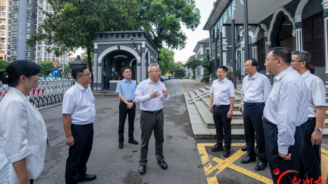 沈晓明在湖南第一师范学院调研