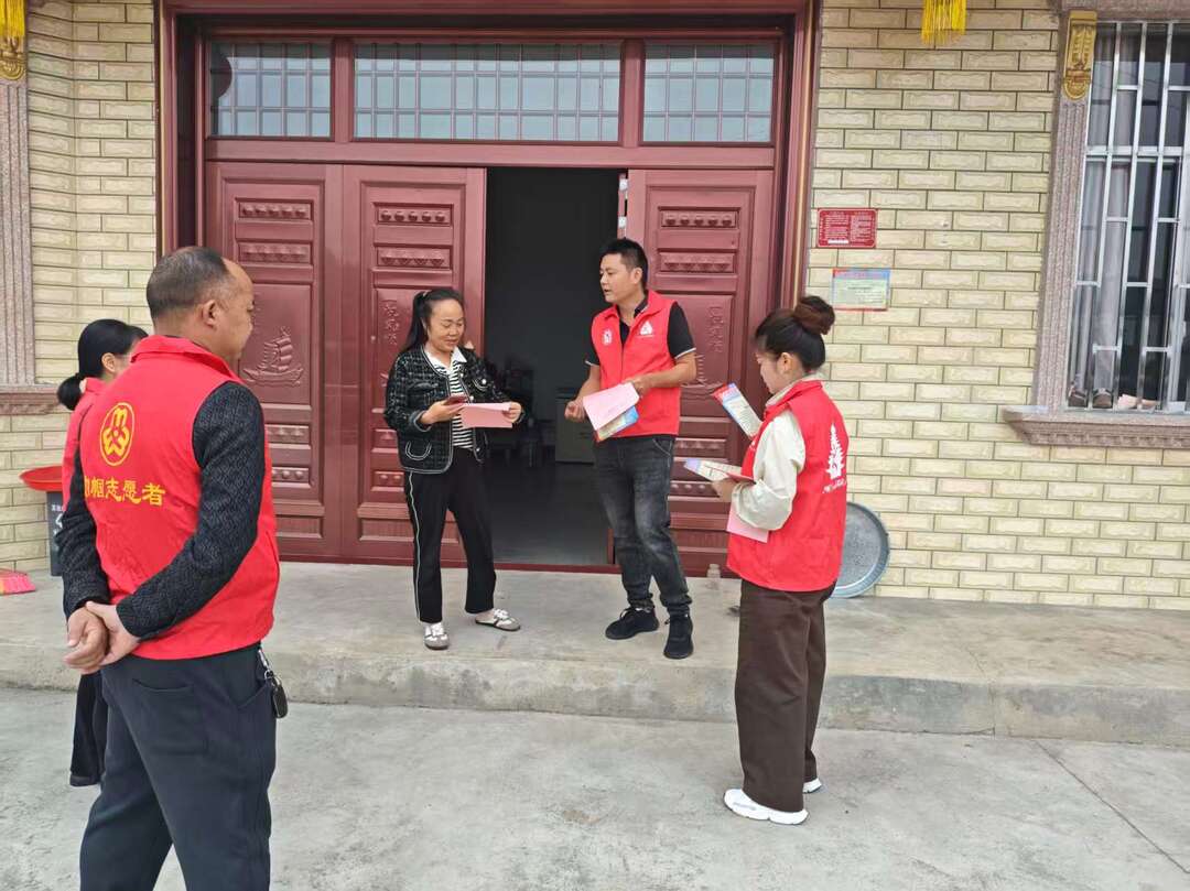 新店坪镇：先宣后巡、柔性施治 织密秋季秸秆禁烧防护网