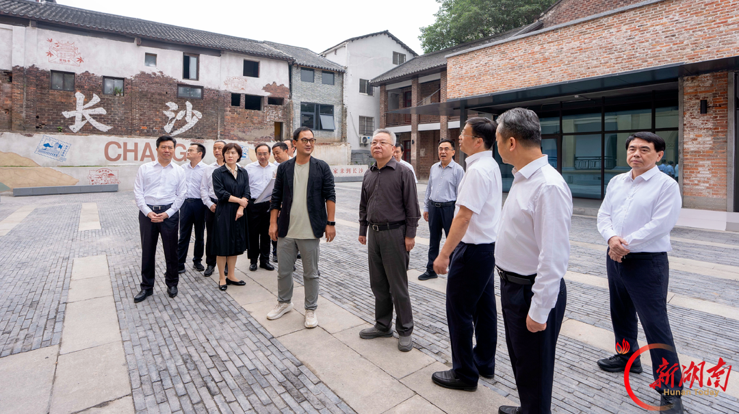 沈晓明调研城市更新工作