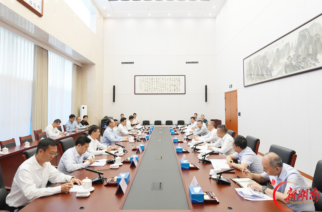 省政府与部分部委央企在京举行工作会谈 毛伟明刘桂平汤广福何仲文出席