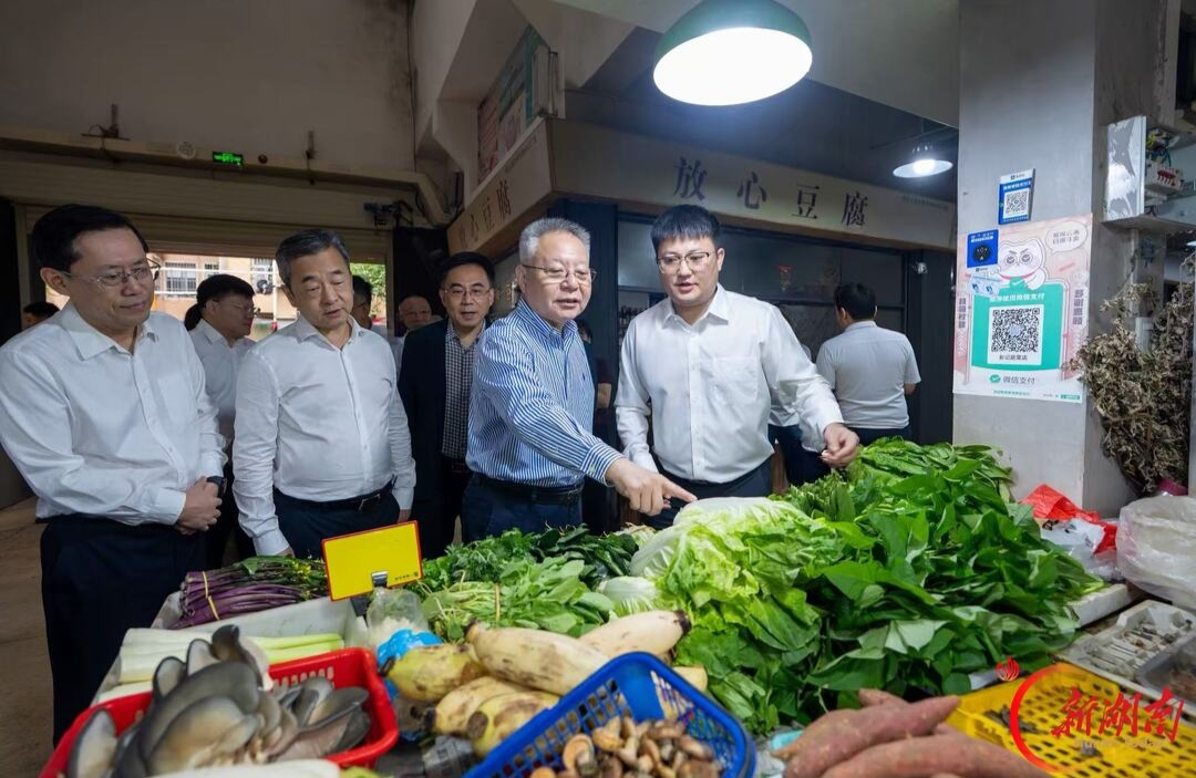 国庆假期第一天，沈晓明调研督导节日保供和城市运行安全情况