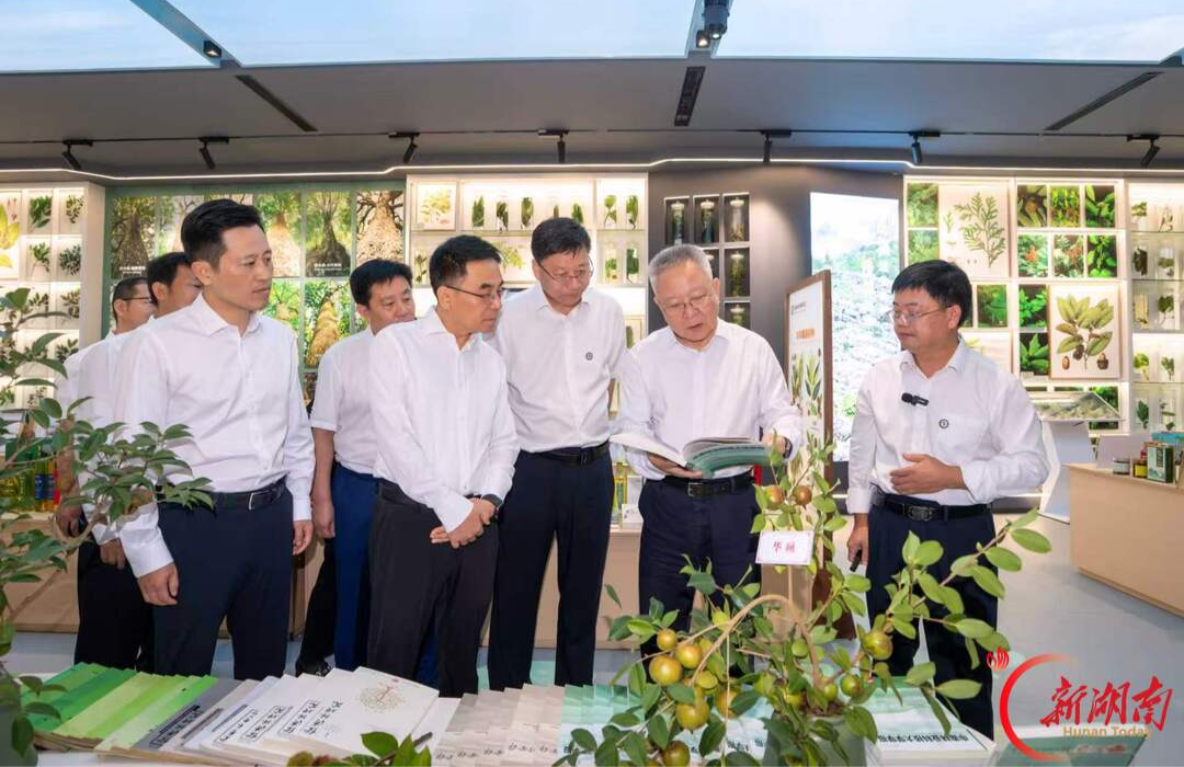 沈晓明专题调研科技期刊建设工作