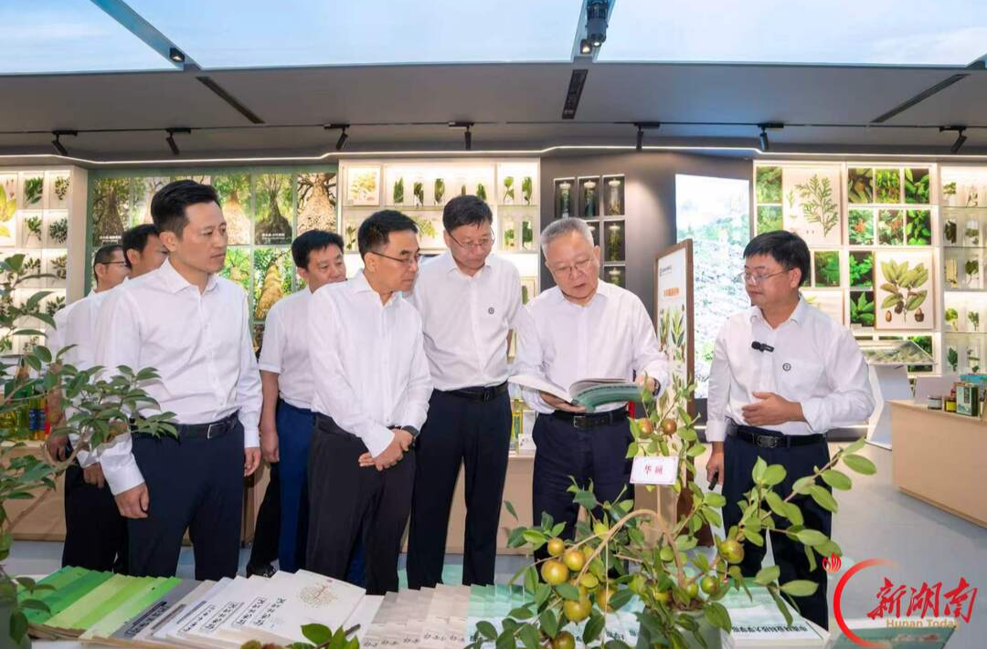 沈晓明专题调研科技期刊建设工作